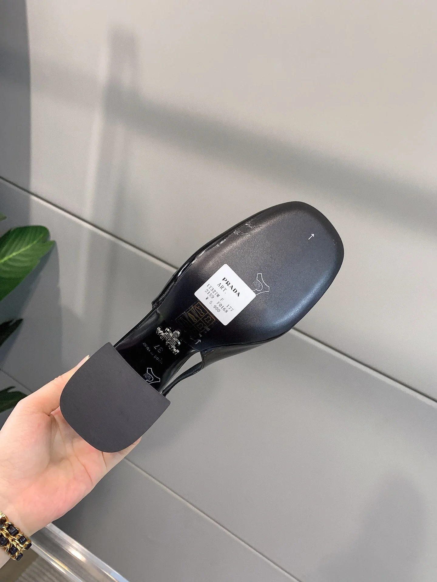 Prada - Босоножки на высоком каблуке - Массивные каблуки