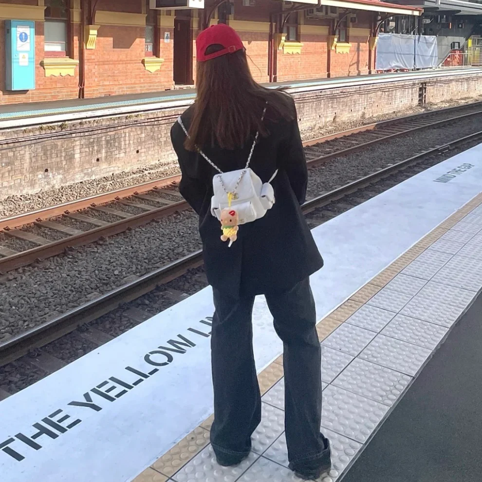 Chanel - Новая маленькая сумка через плечо Tank Duma - Два боковых кармана - Белая - 1