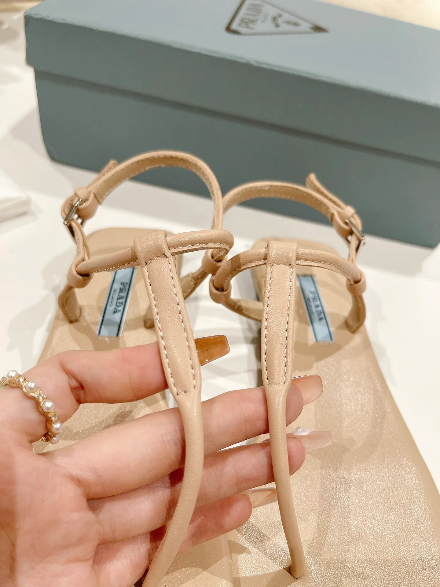 Prada - Новинка - Сандалии - Балетки