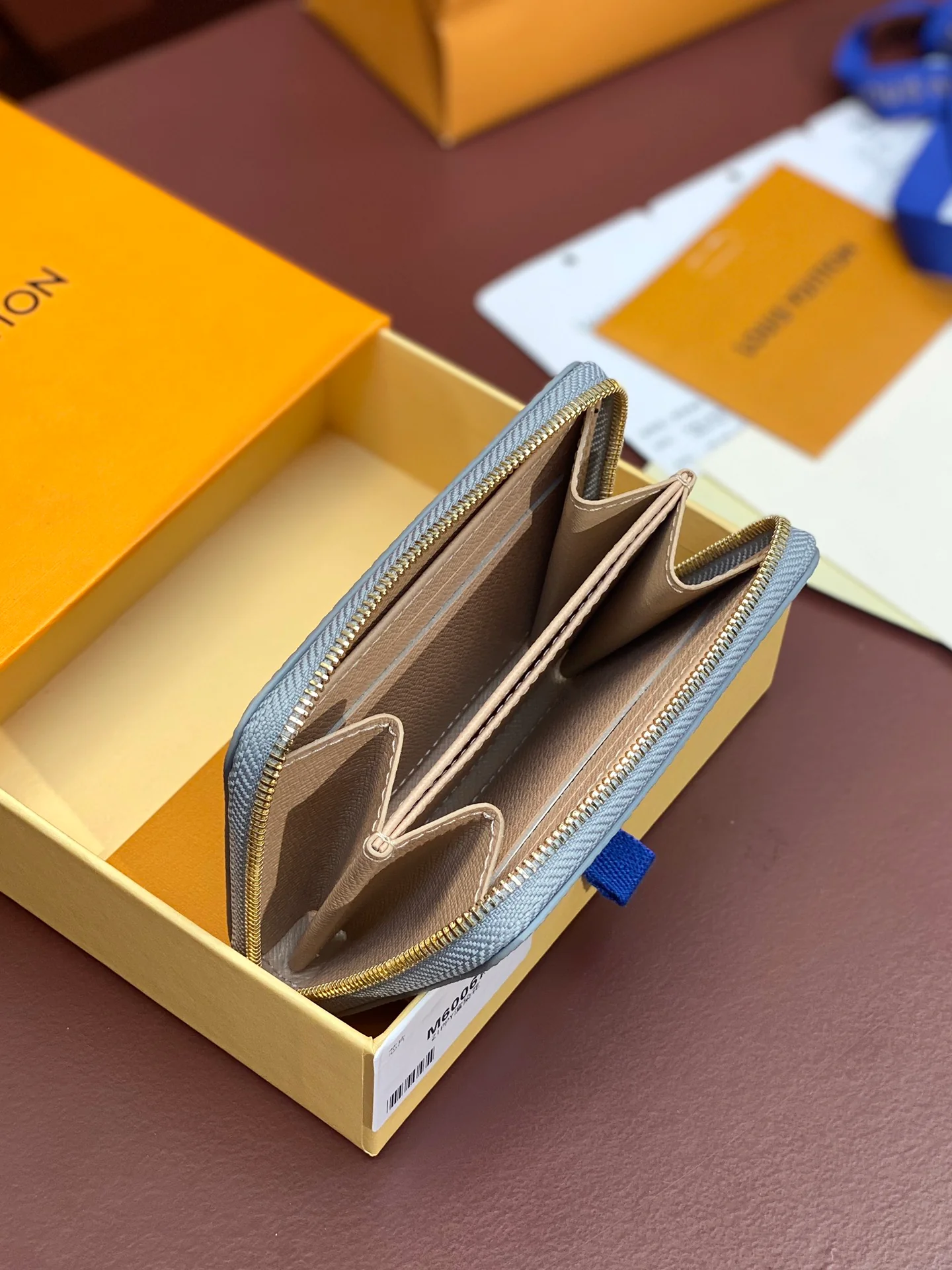 LV-m60067-Усовершенствованный кошелек на молнии Zippy с цветочным рисунком