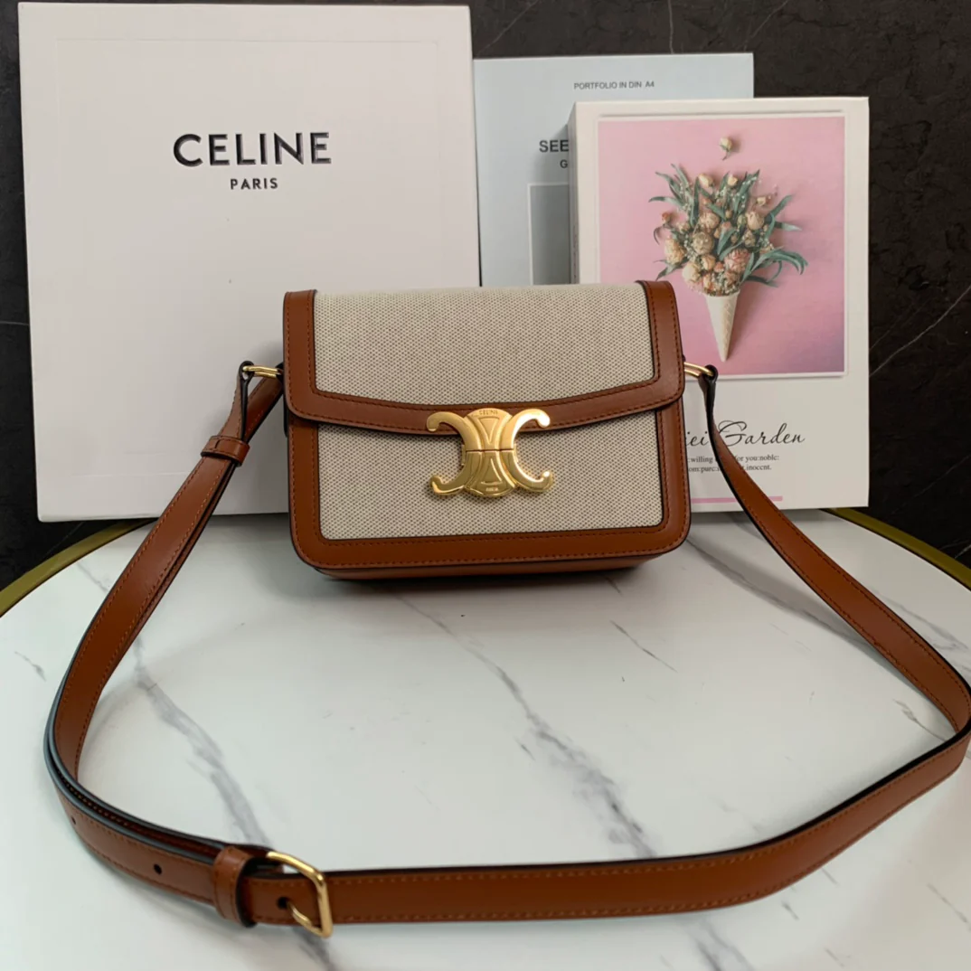 Сумка Celine Triomphe Classic из льна и белой кожи, коричнево-бежевого цвета, маленький размер 18,5 см.
