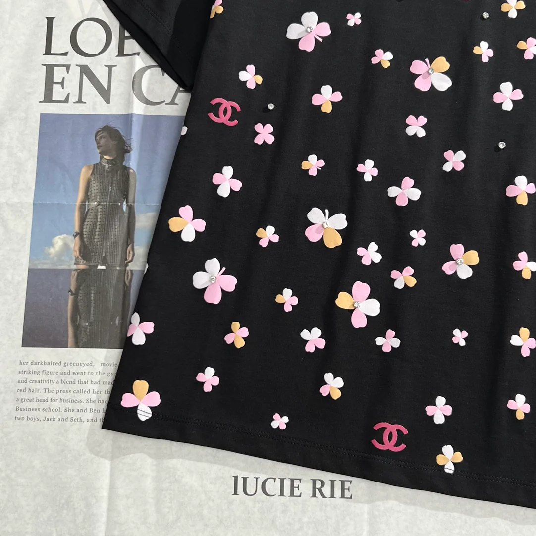 Chanel 2403 - Высококачественная работа, узор из пайеток в виде четырехлистного клевера, художественная хлопковая футболка с круглым вырезом - черная