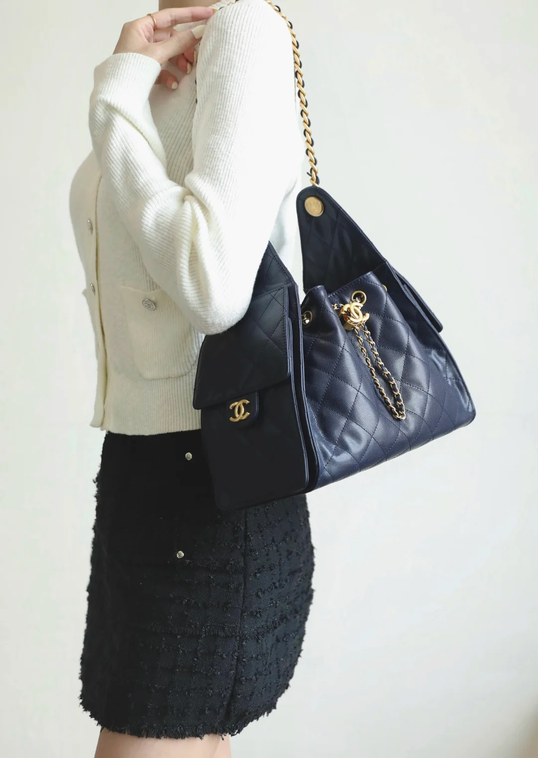 Chanel - 2???? - Хиппи???? Маленький - Темно-синий - Золотая пряжка