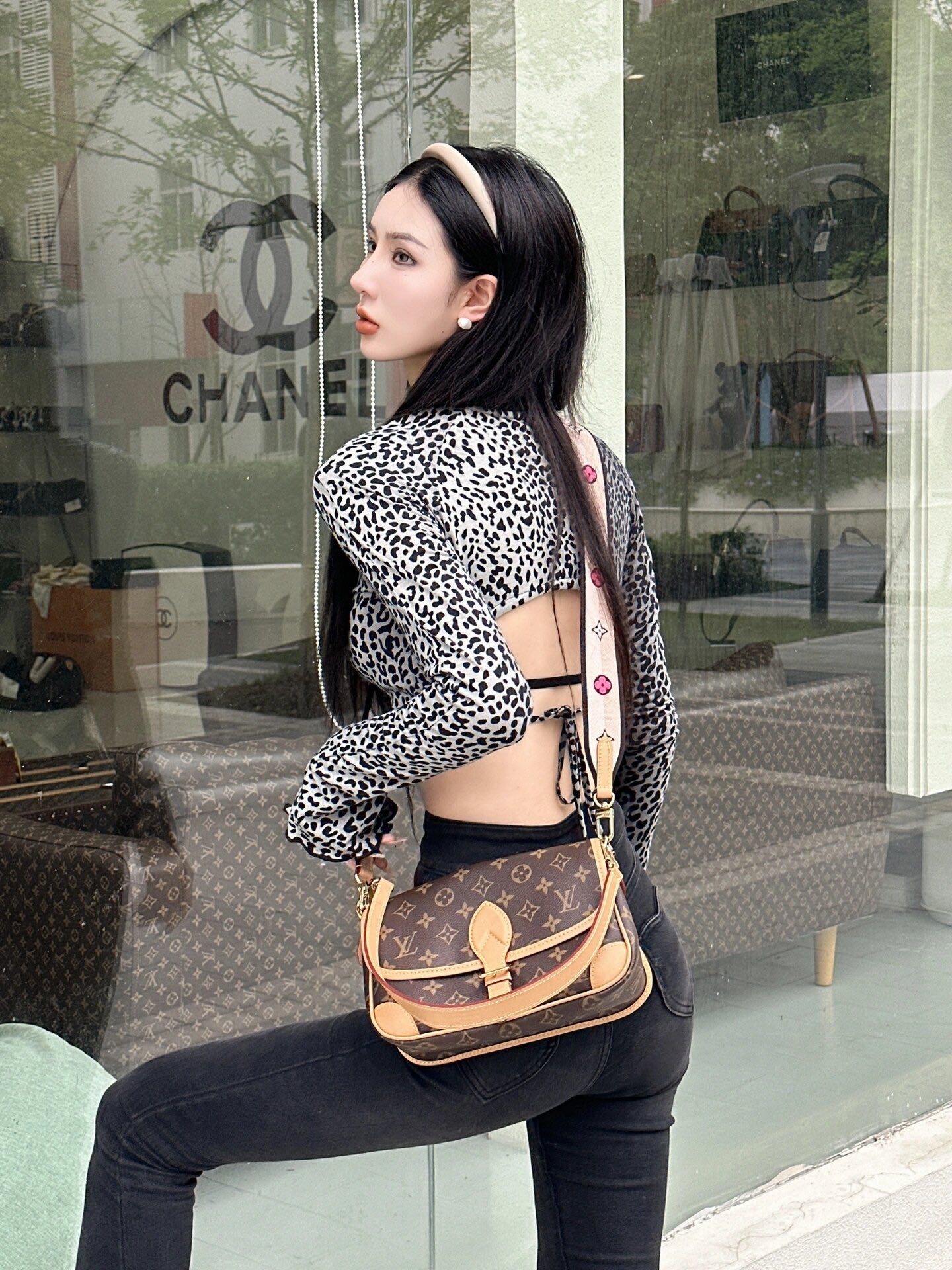 Сумка-багет m45985-LV-diane - наплечная/кроссбоди