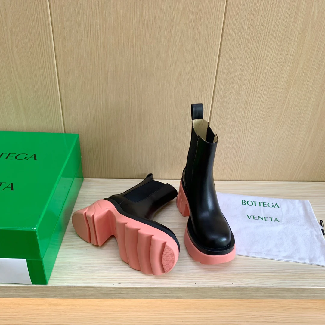 BV-22ss - Ботинки на платформе до середины икры - Foundation