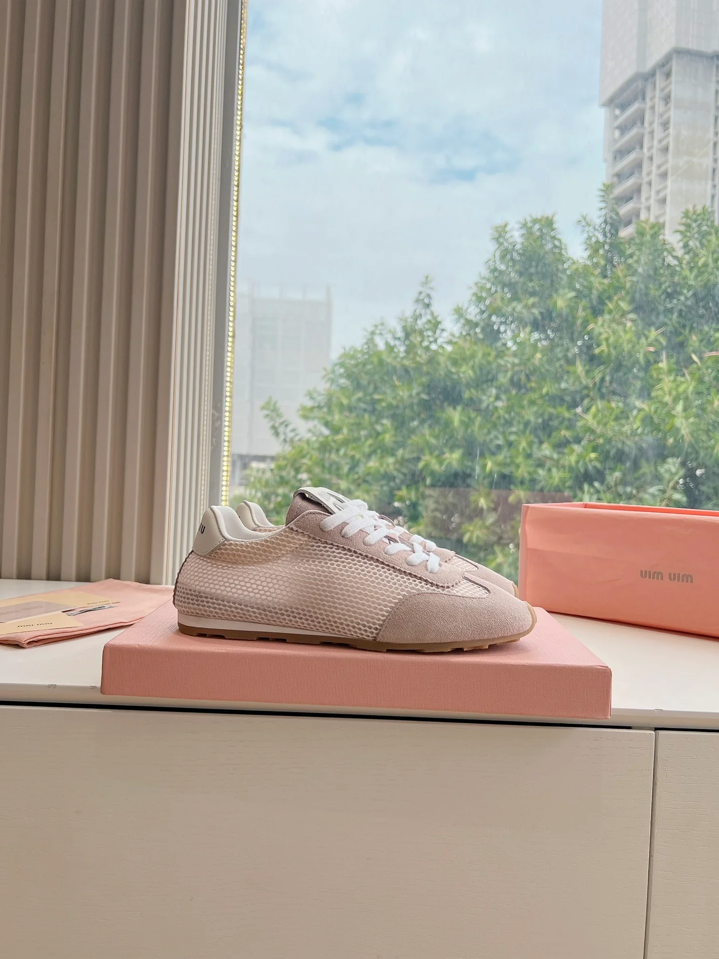 Кроссовки Miu Miu 2025 - розовые