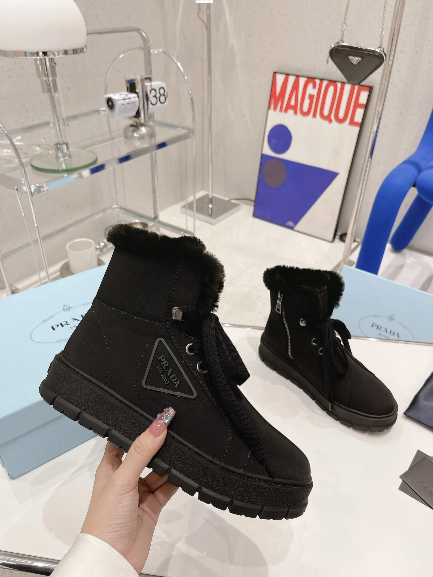 Обувь Prada - Prada - Высокие шерстяные ботильоны - Черные