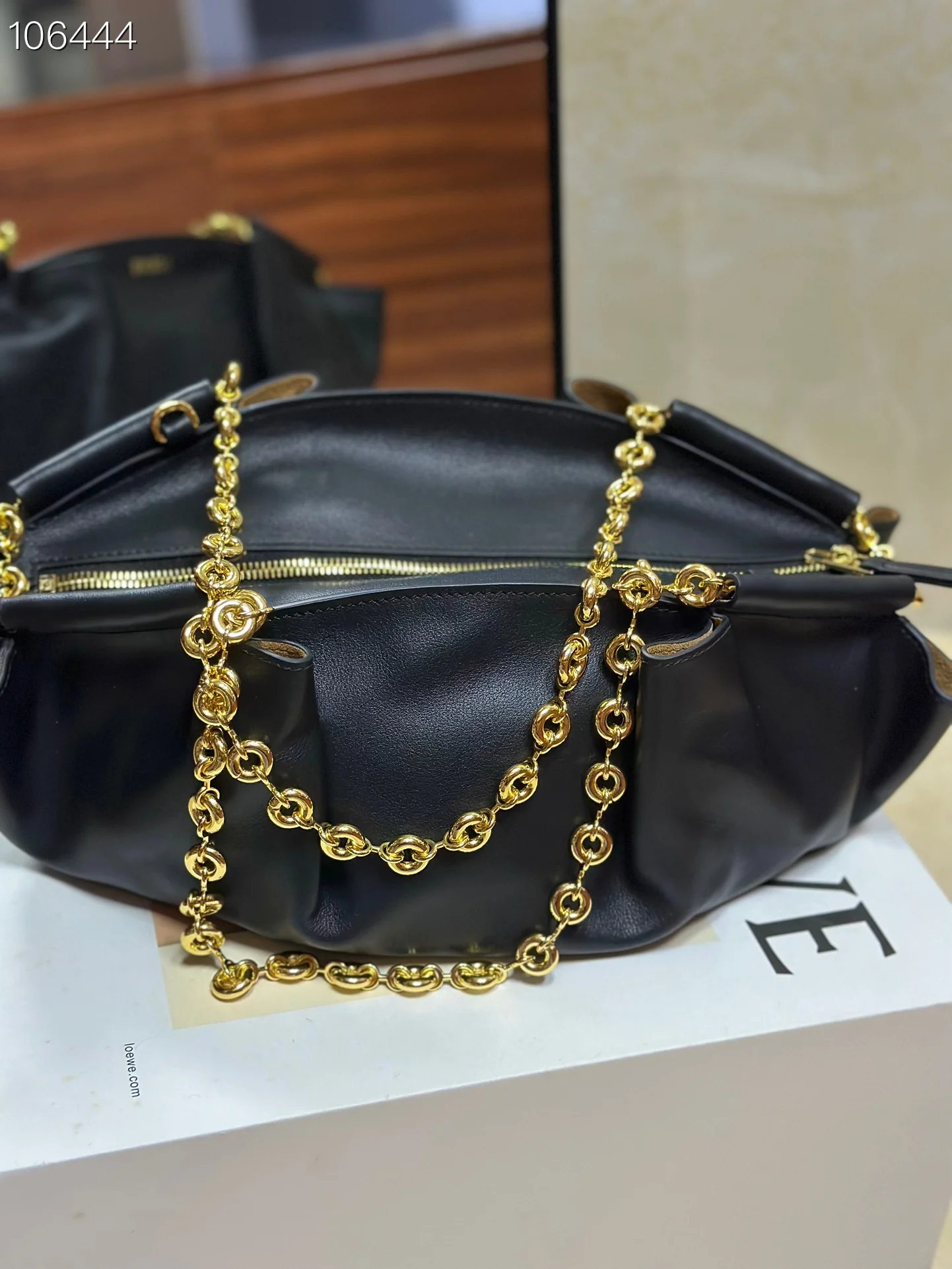 Прогулочная сумка Loewe-paseo