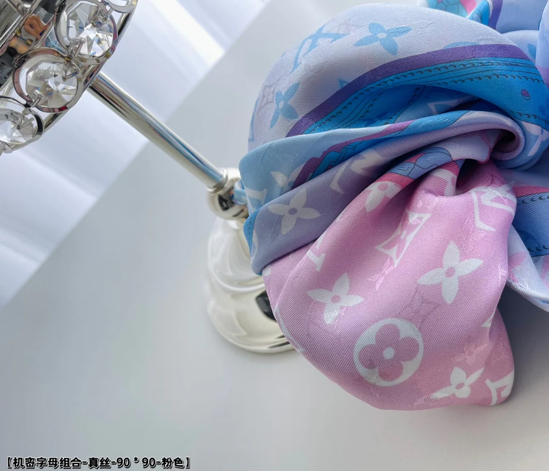 LV - Конфиденциальная монограмма - Шелковый шарф 90 см - 1 шт.