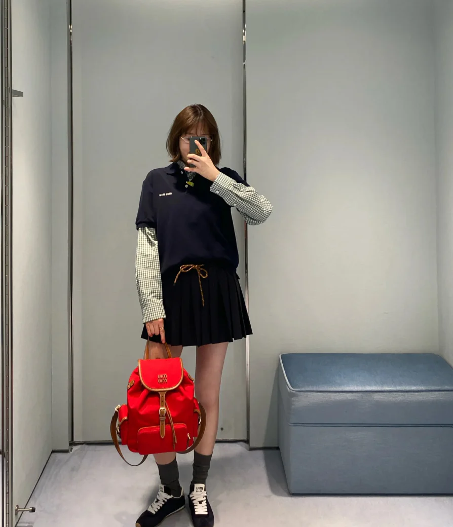 Рюкзак Miu Miu из канваса и кожи — красный (образ представлен отдельно)