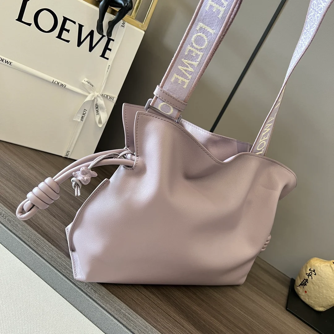 Клатч Loewe Flamenco - телячья кожа наппа - телесно-фиолетовый