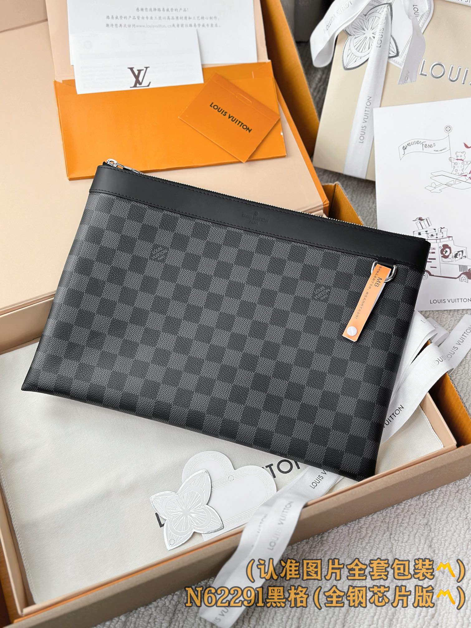 LV-m62291-pochette-apollo handbag-black checkered