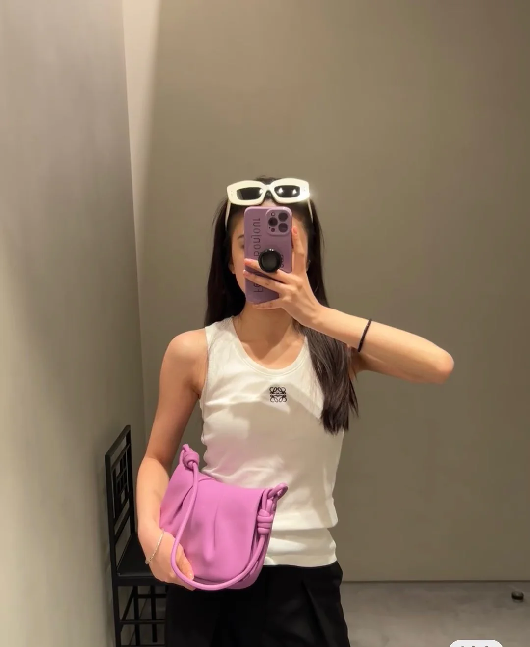 Сумка-подмышка Loewe Paseo - розовый цвет 