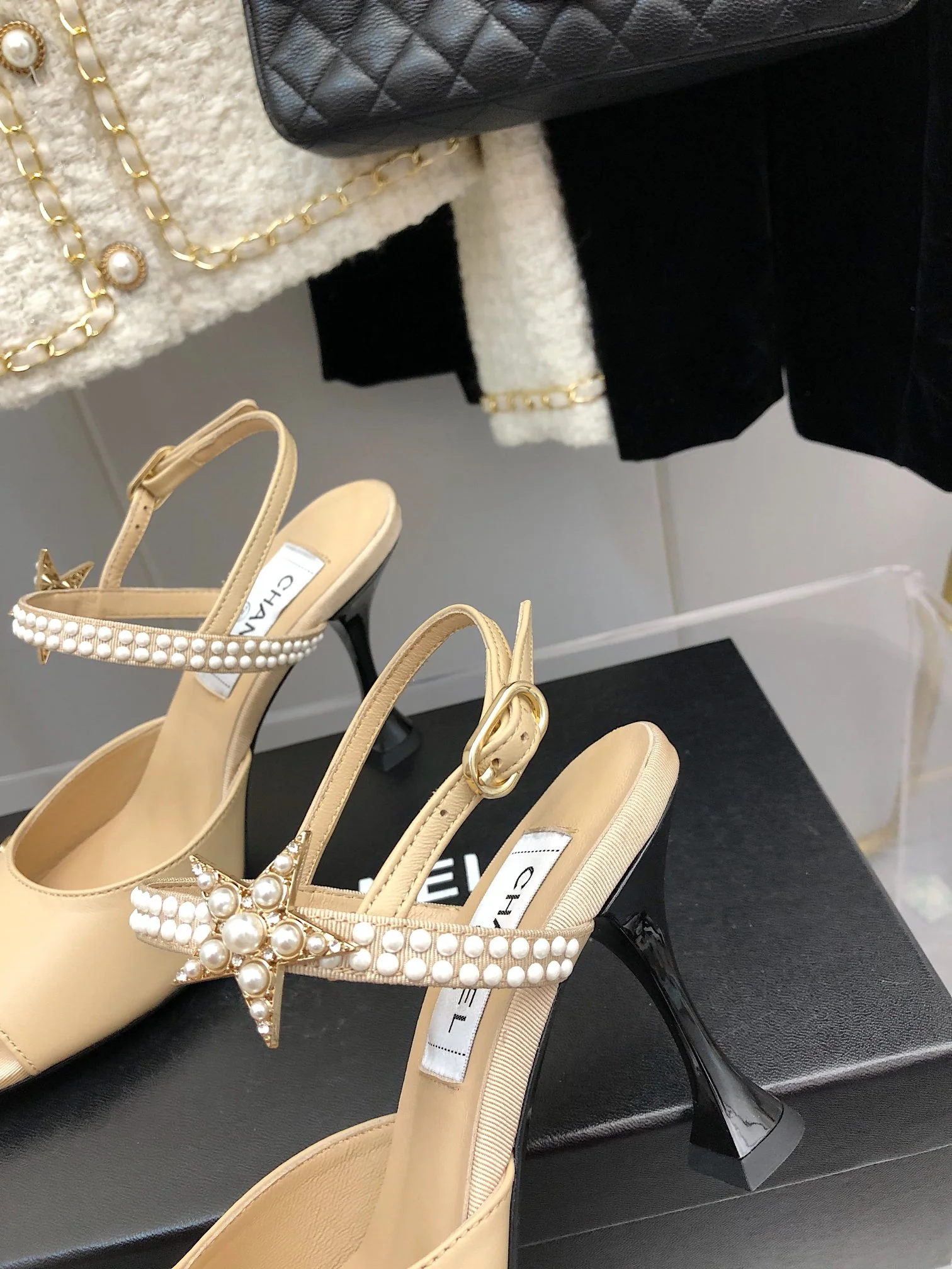 Chanel - Туфли на шпильке - С пряжкой в ??виде звезды - Сандалии