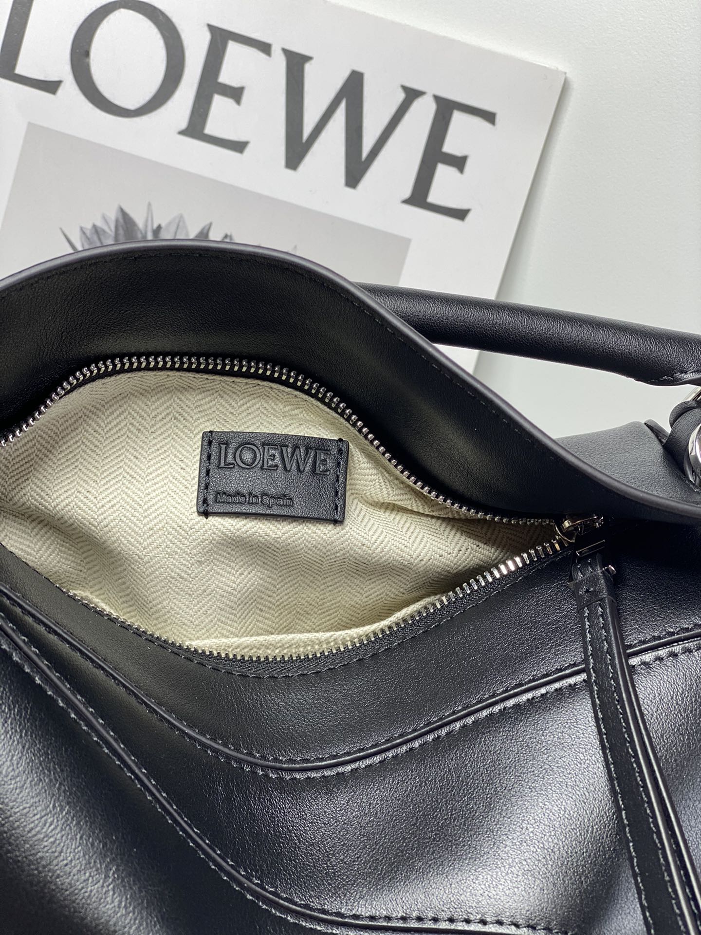 Пазл Loewe Осень/Зима 2022, маленький