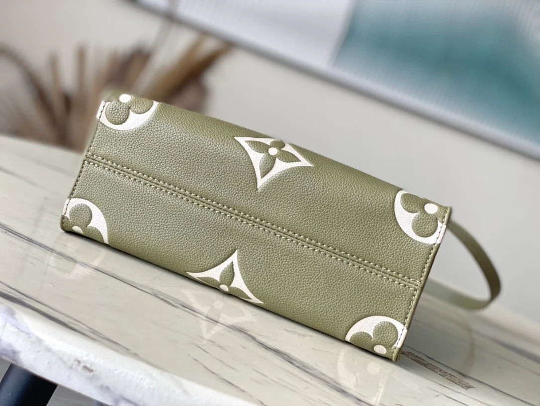 m46569-LV-onthego-grass green-small