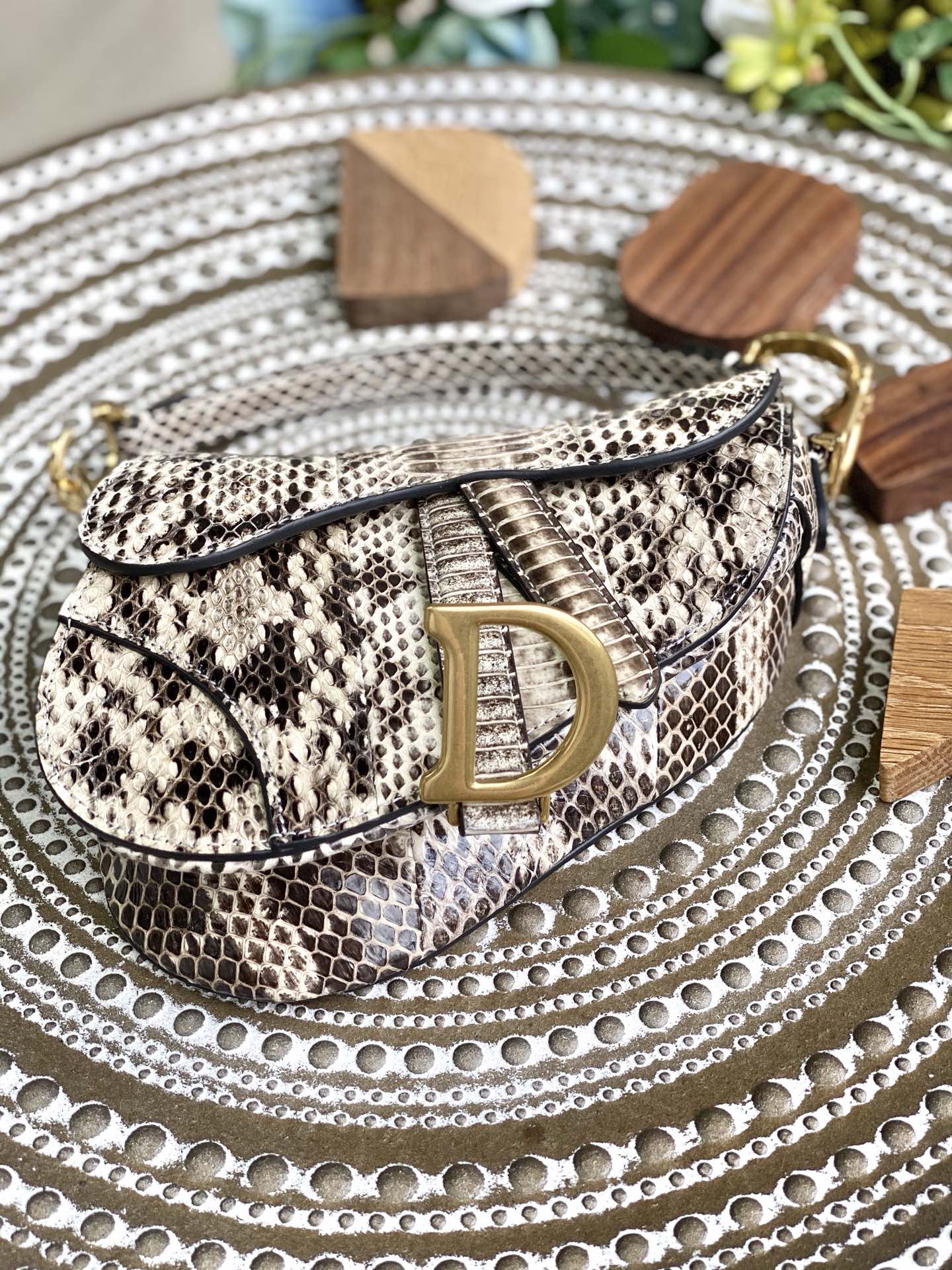 Сумка Dior Saddle Bag - змеиная кожа - маленький размер - 19,5 см