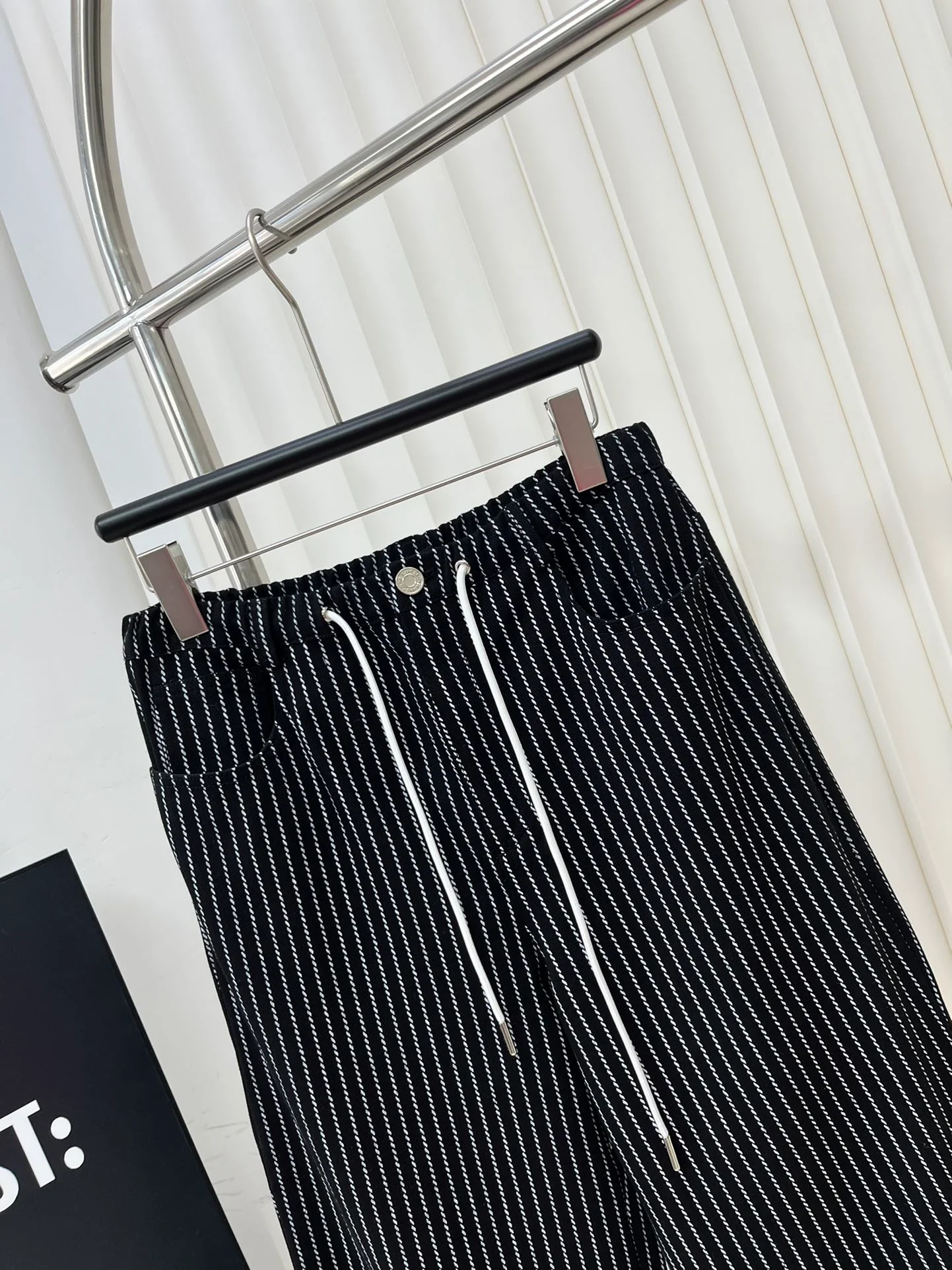 Celine-2403 - Простые и стильные повседневные брюки