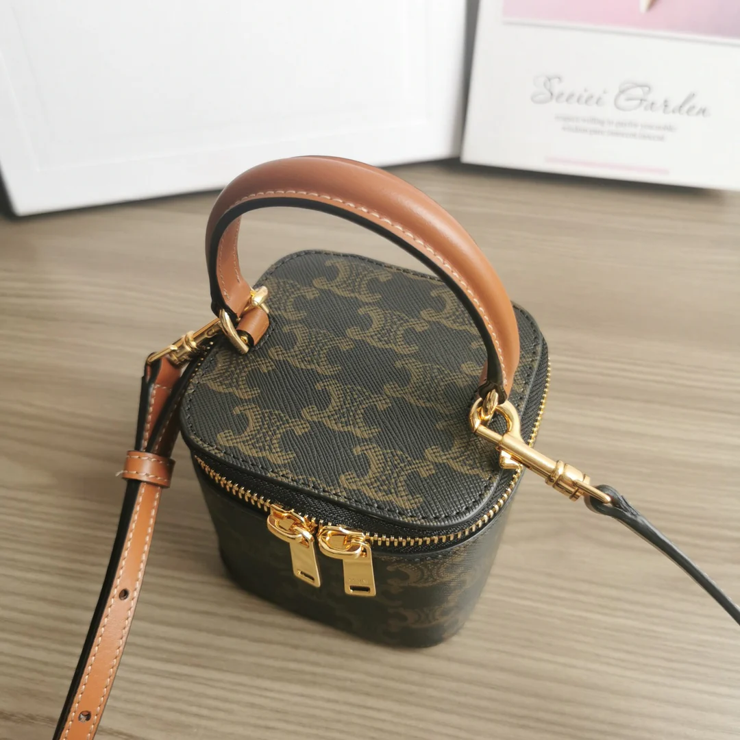 Сумка-коробка Celine с монограммой - коричневая