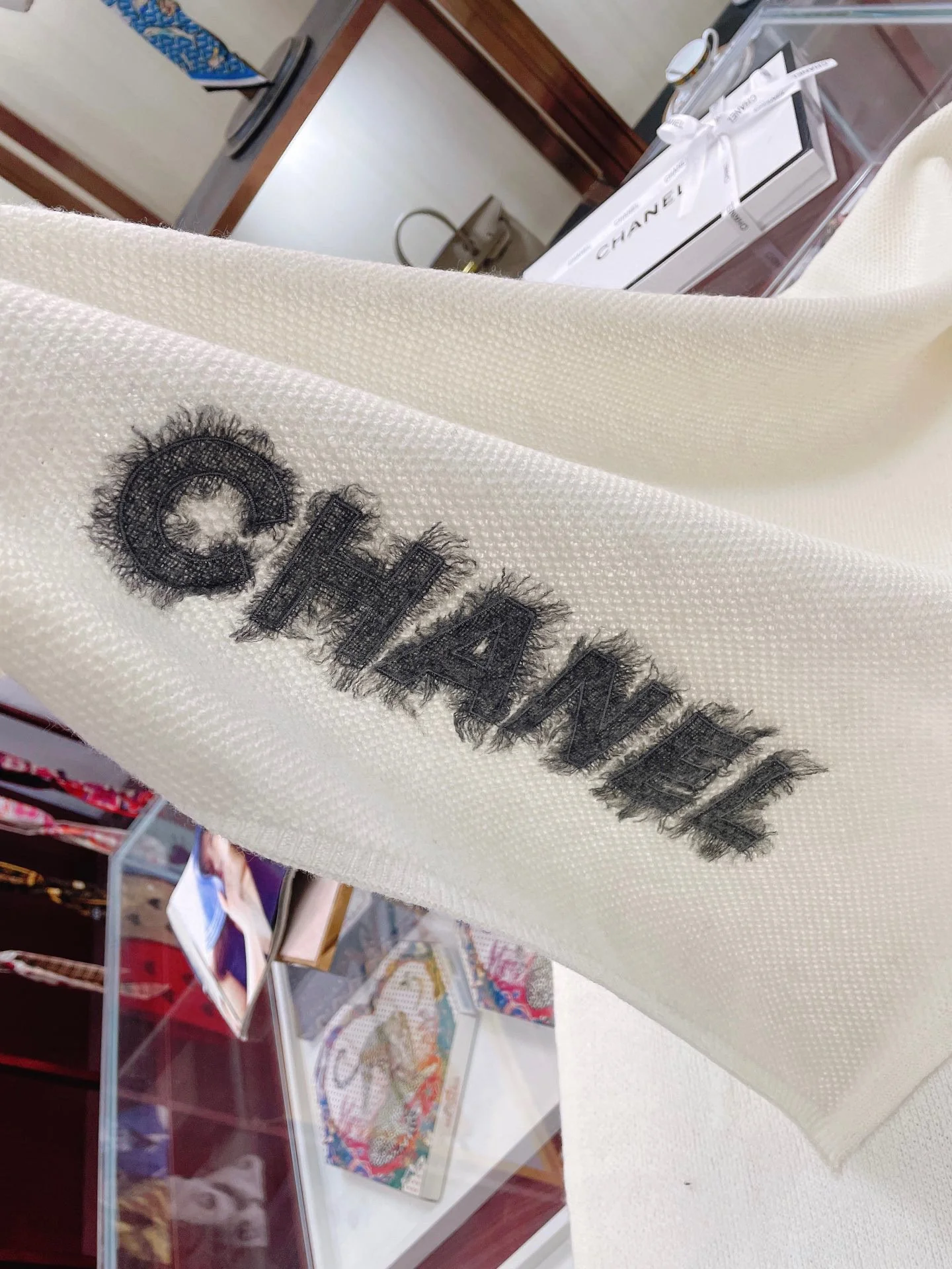 Кашемировый шарф Chanel - 1