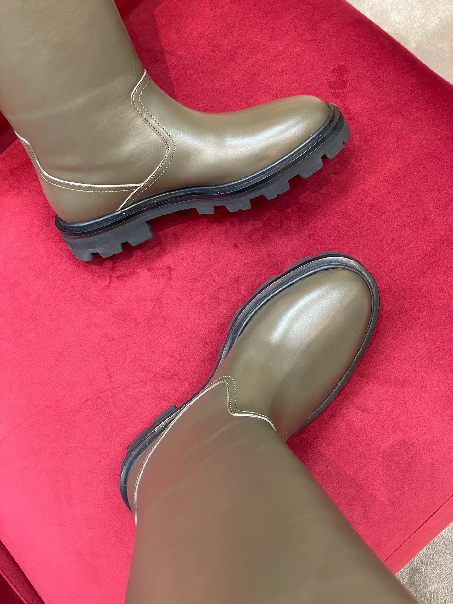 Celine - Новинка сезона осень/зима 2022 - Ботинки на платформе