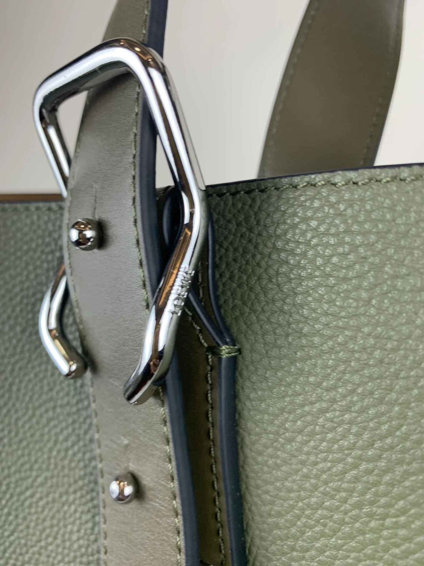 Мужская сумка-тоут Loewe с пряжкой - 3 шт.