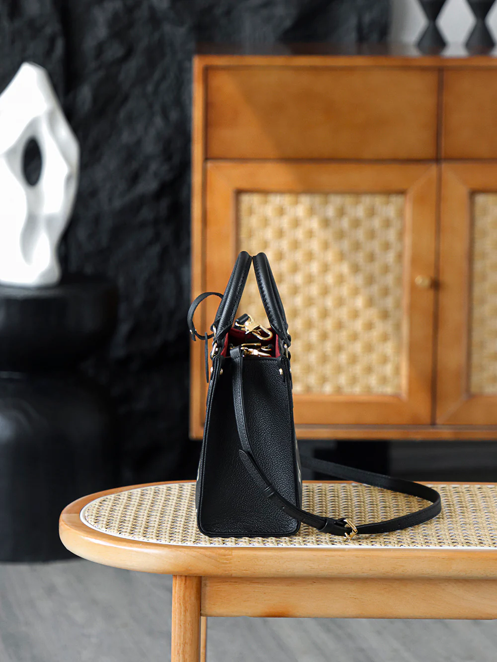 LV-m45659-onthego Маленький - Черно-белый