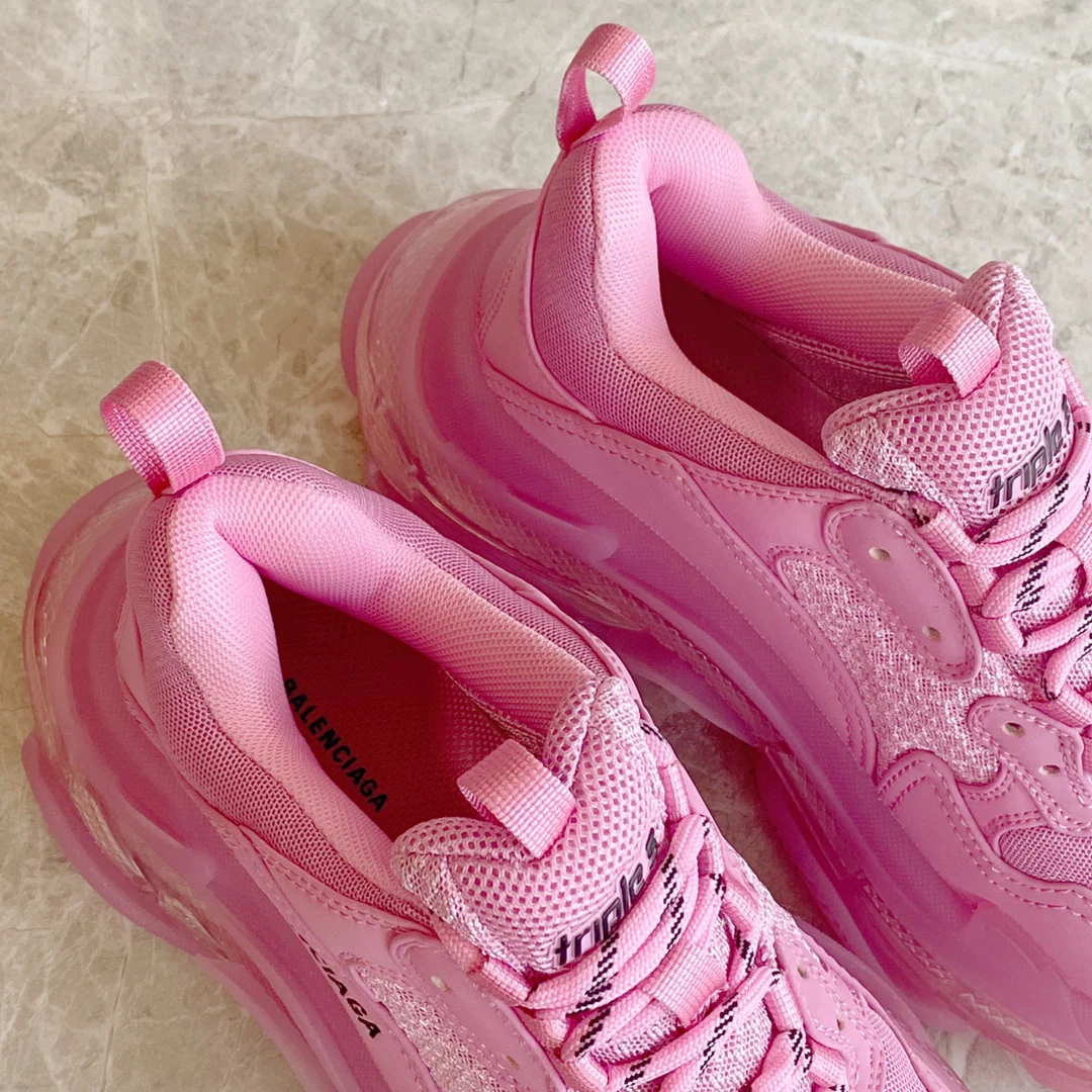 Кроссовки Balenciaga Triple S Cushion Dad Shoes