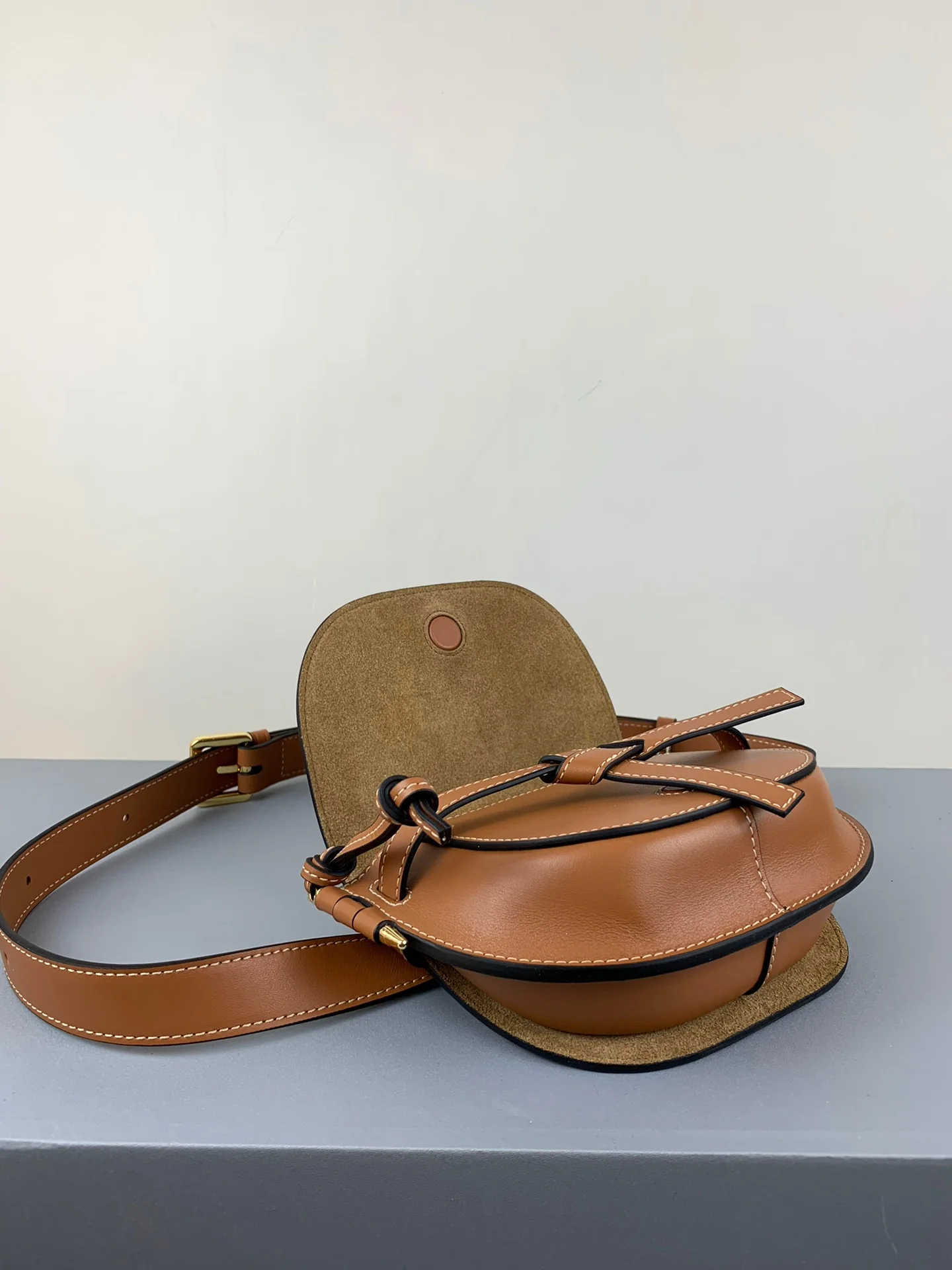 Поясная сумка Loewe Gate - 15-12-5-8 см-4