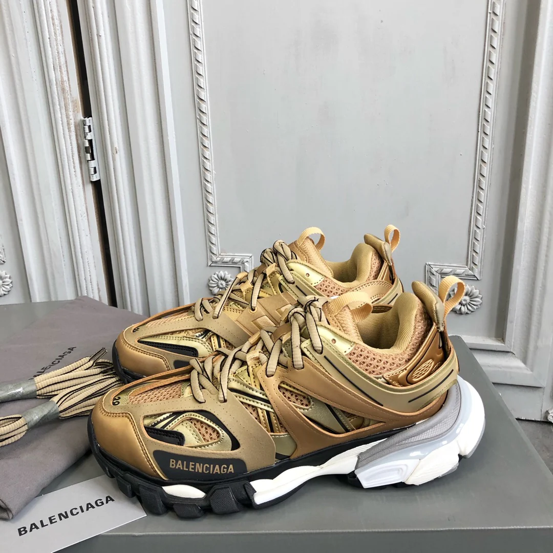 Balenciaga - Папины кроссовки - Золотые