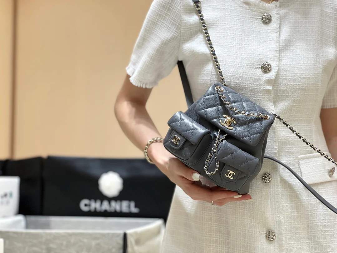 Рюкзак Chanel 24a-duma Frog, маленький, серый.