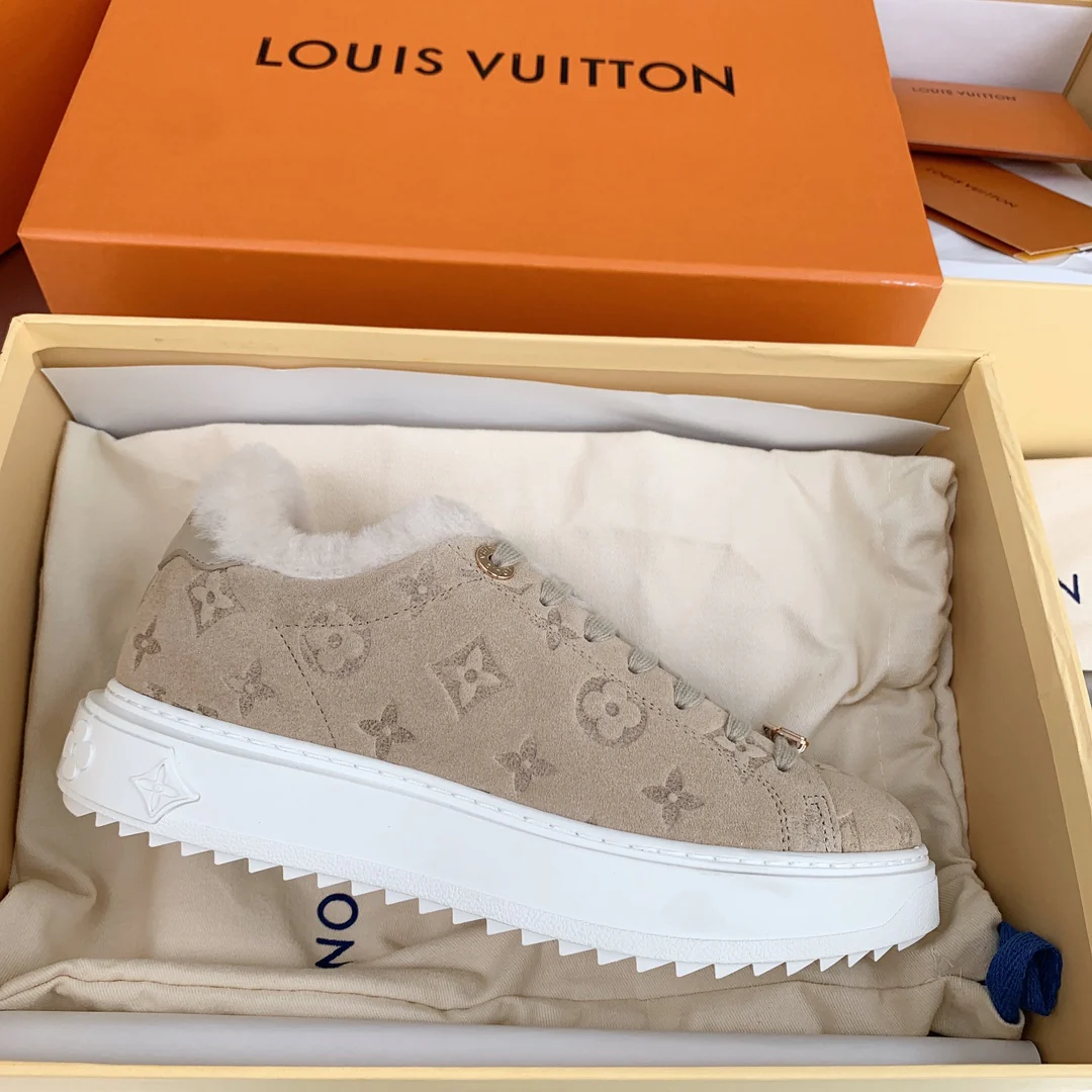 LV - Кроссовки с тиснением по шерсти