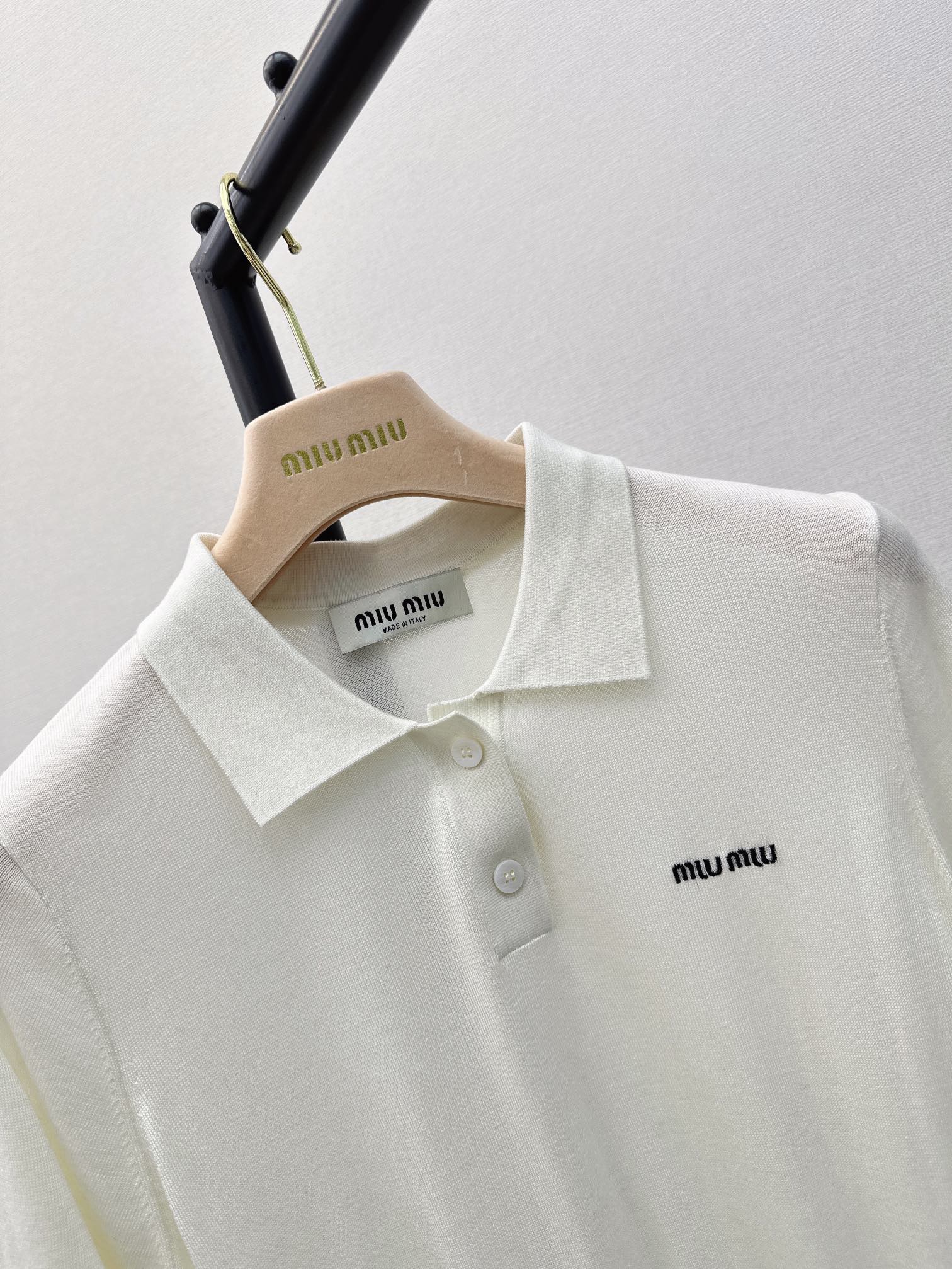 Miu Miu - 2404 - 24ss Весенне-летний новый вязаный свитер-поло - Белый