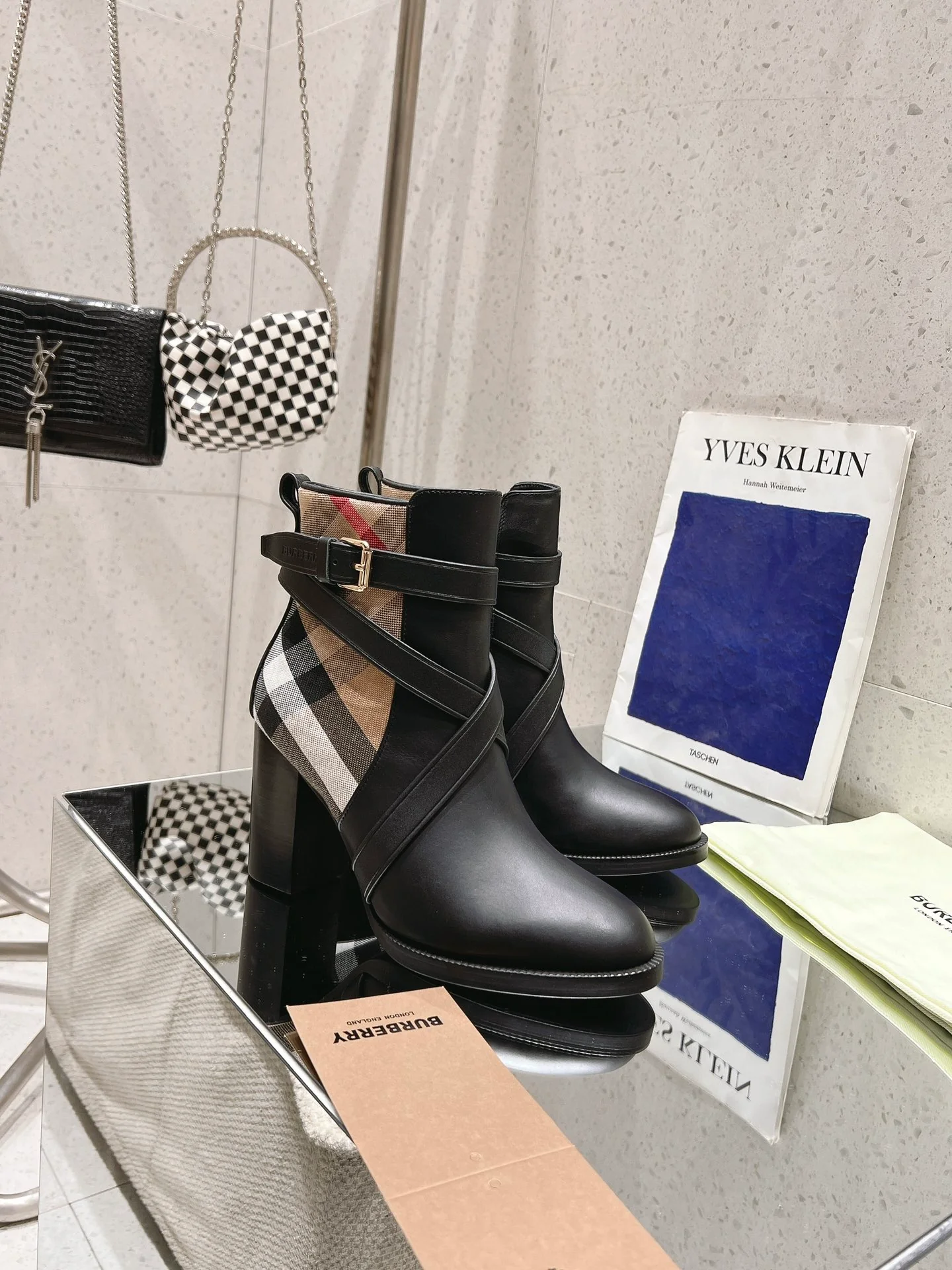 Кожаные ботильоны Burberry 2024 на высоком каблуке - черные