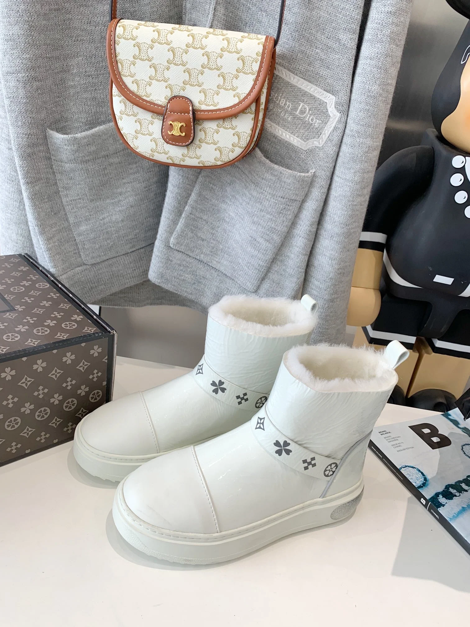 Снежные ботинки LV