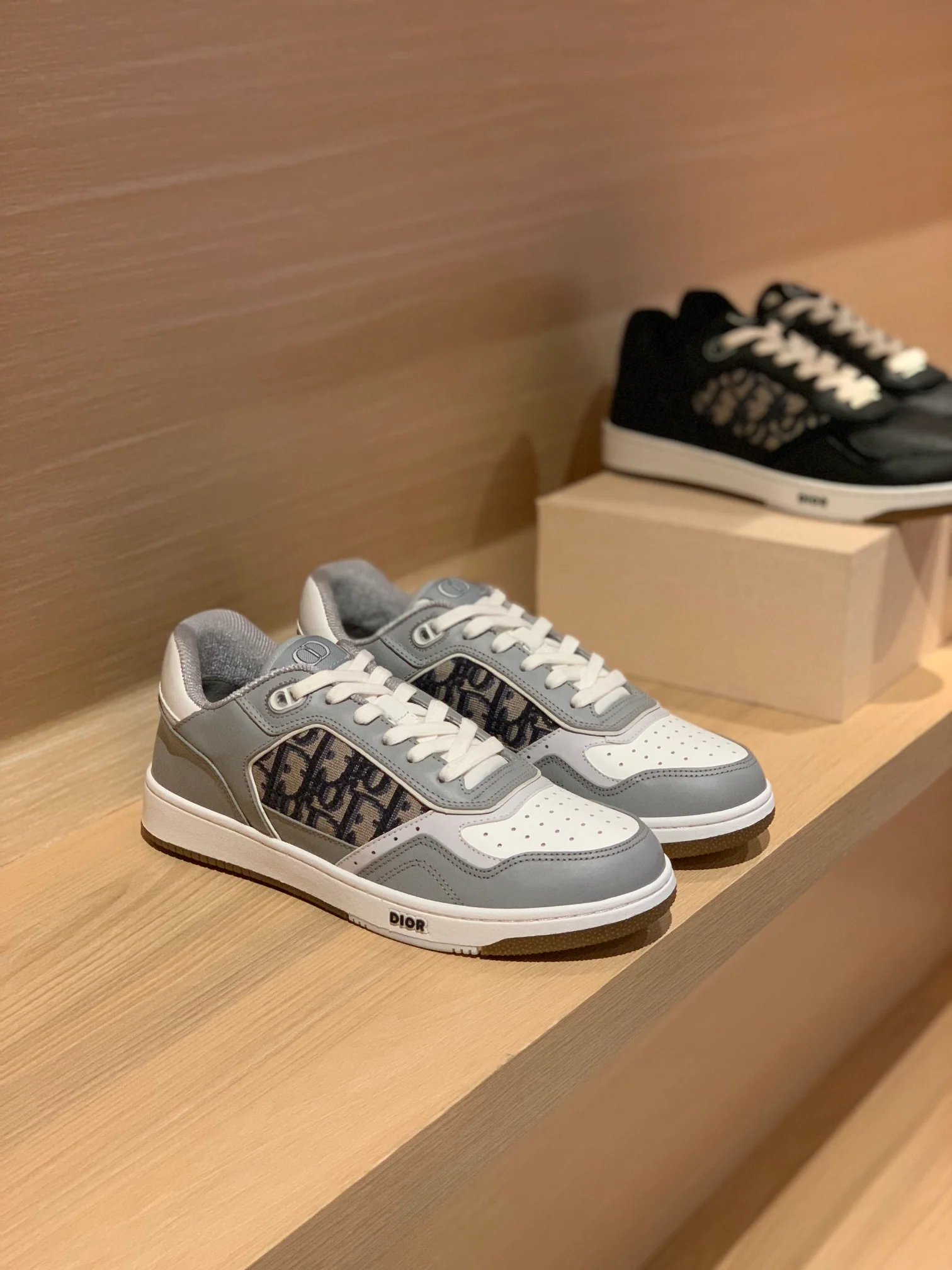 Dior - Кроссовки - Повседневная обувь - Спортивная обувь