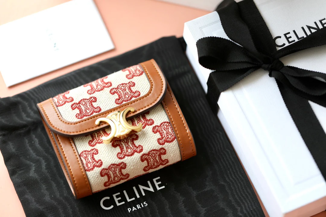 Селин - Маленькая вышивка ?Триумф? - Лисий красный