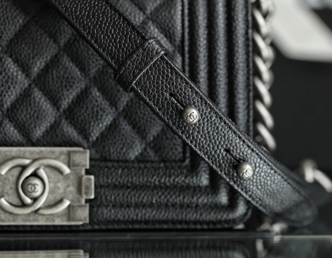 Chanel Le Boy Crystal Diamond Pattern Caviar - Medium - Black Silver