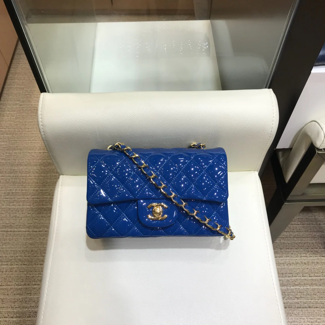 Сумка Chanel CF - лакированная кожа - золотая цепочка - 20 см - 1