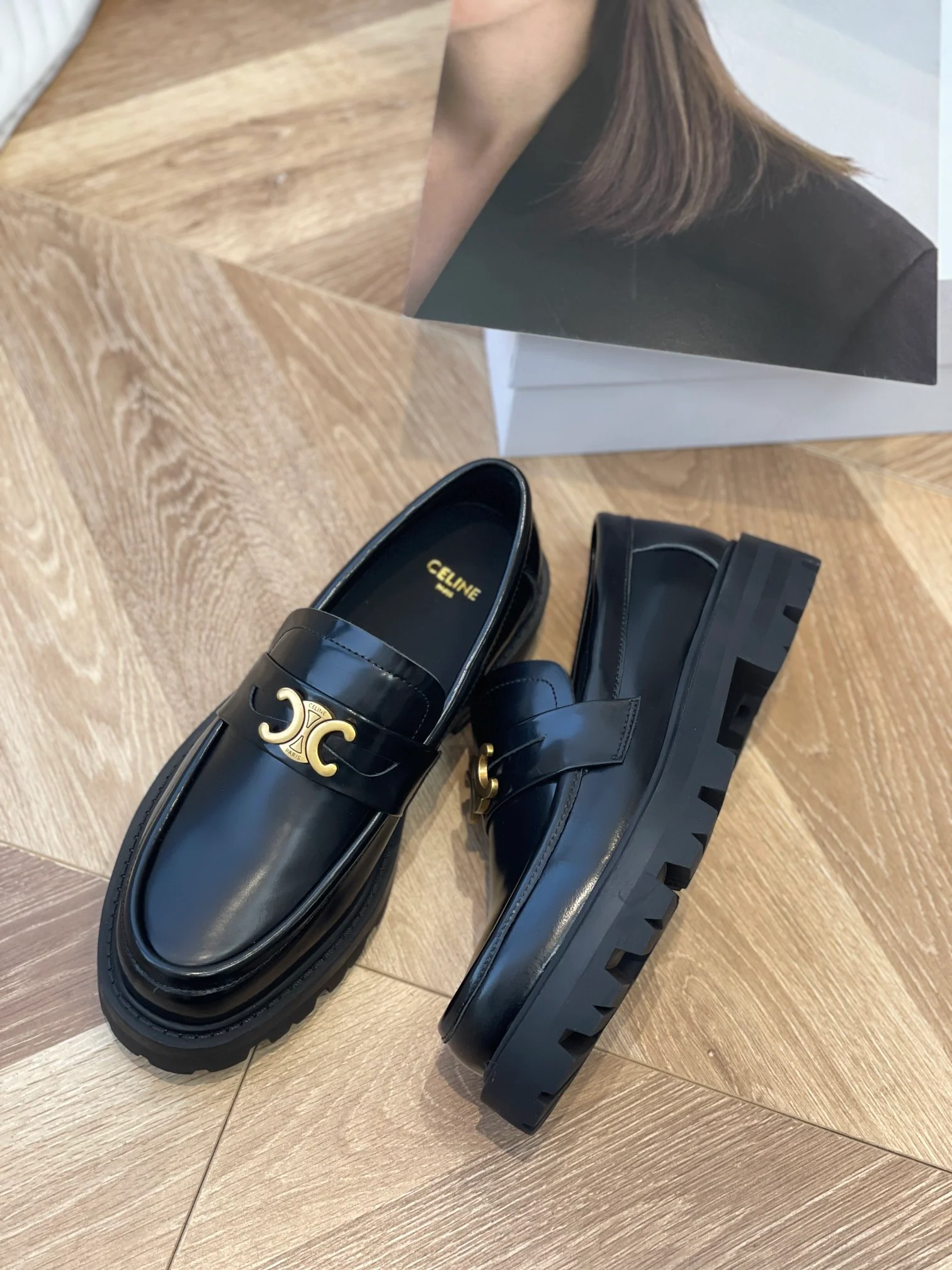 Туфли Celine Arc de Triomphe в афро-стиле - черные