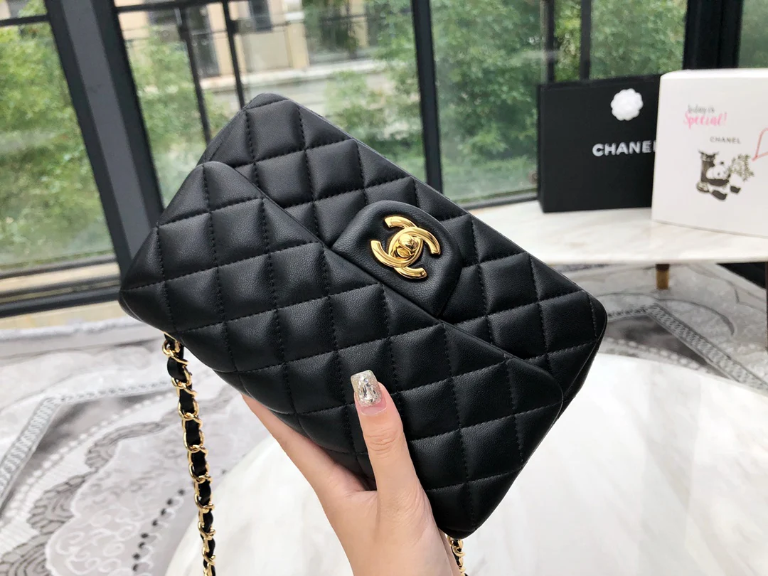Chanel - сумка из французской овечьей кожи - CF - 20 см