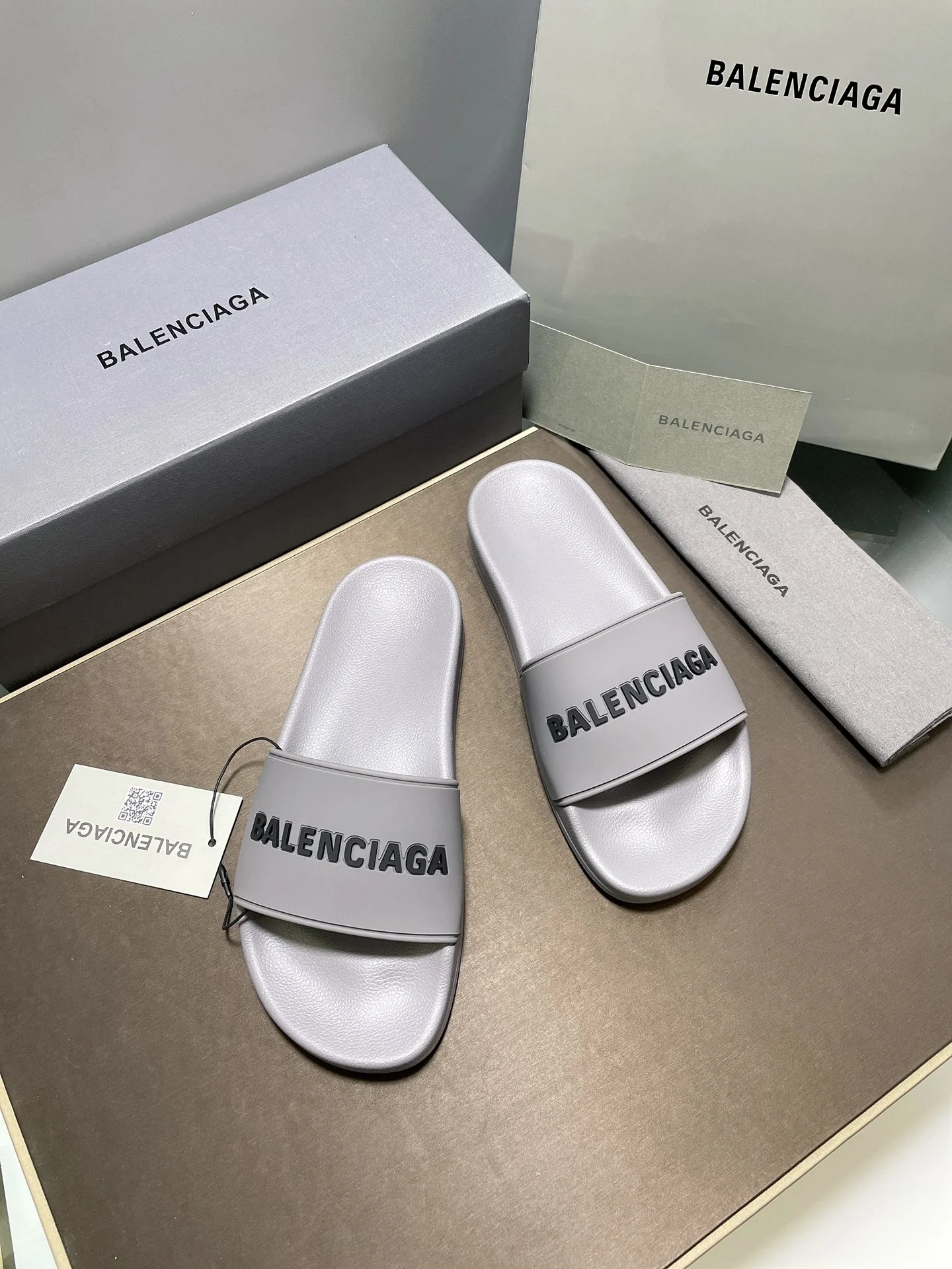 Balenciaga - Новая модель 2022 года - Тапочки с эффектом памяти и улучшенной упругостью - 9