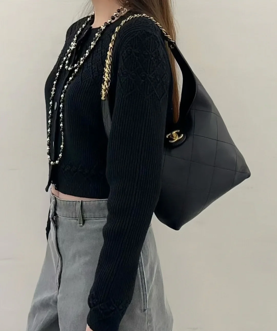 Сумка-хобо Chanel 25p Small Hippie Bag - черная