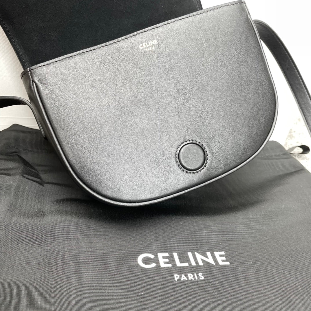 Celine-folco-cuir-triomphe-сумочка-1