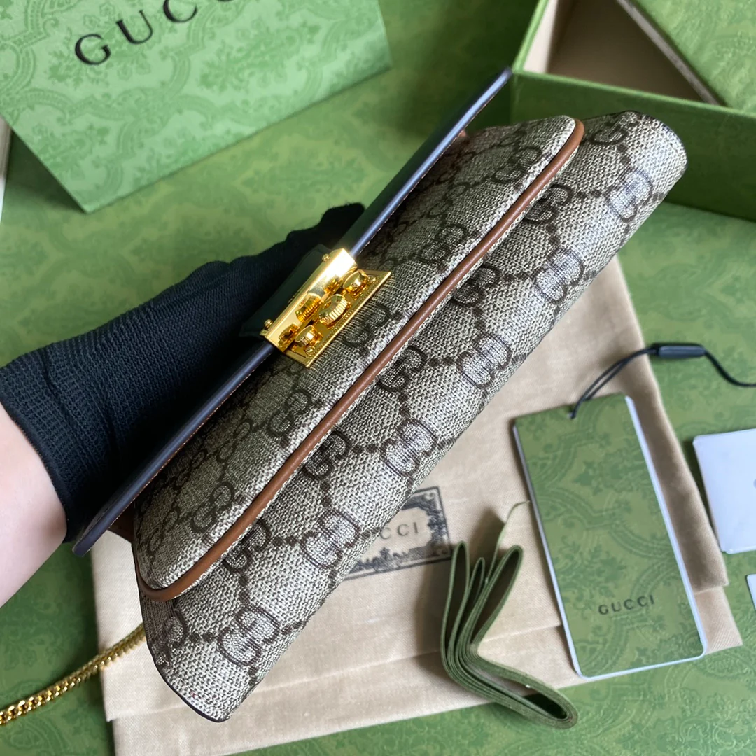 Сумка Gucci с цепочкой и замком - Длинный кошелек - 1 шт.