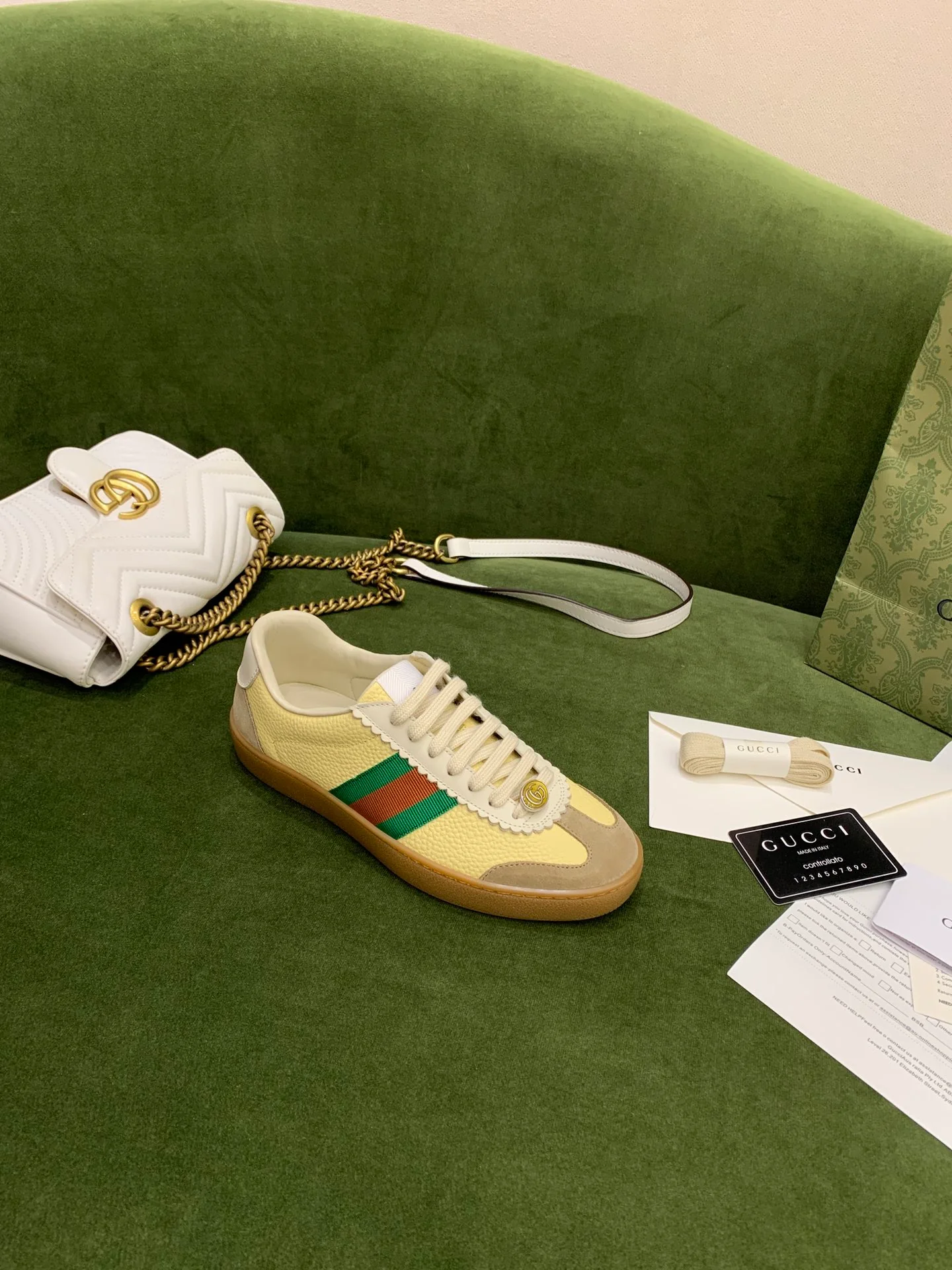 Gucci - Ретро-кроссовки с цветовыми блоками - Белые кроссовки - Парный стиль - 1