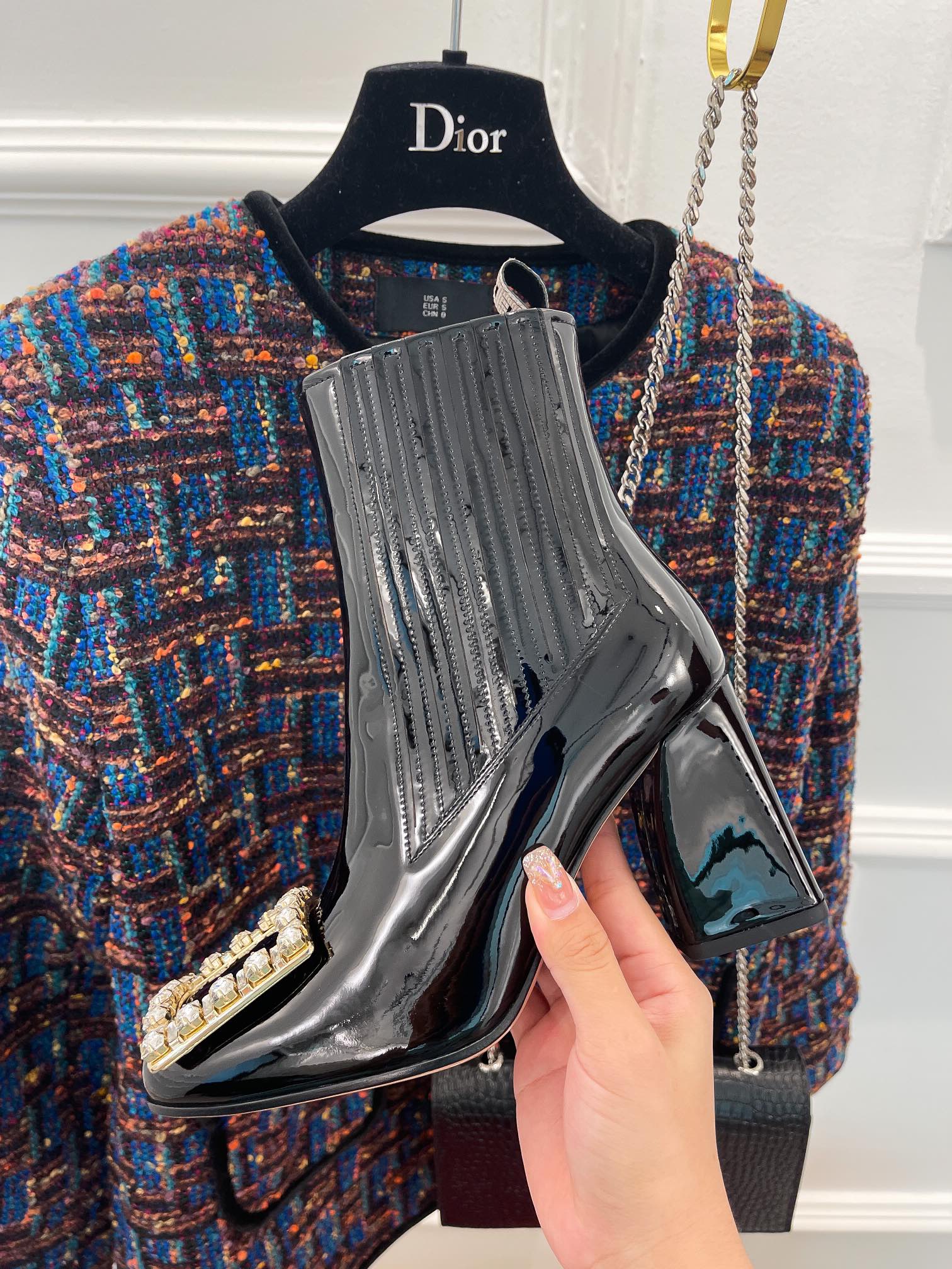 Обувь RV - Коллекция осень/зима 2022 - Высокие ботинки на массивном каблуке