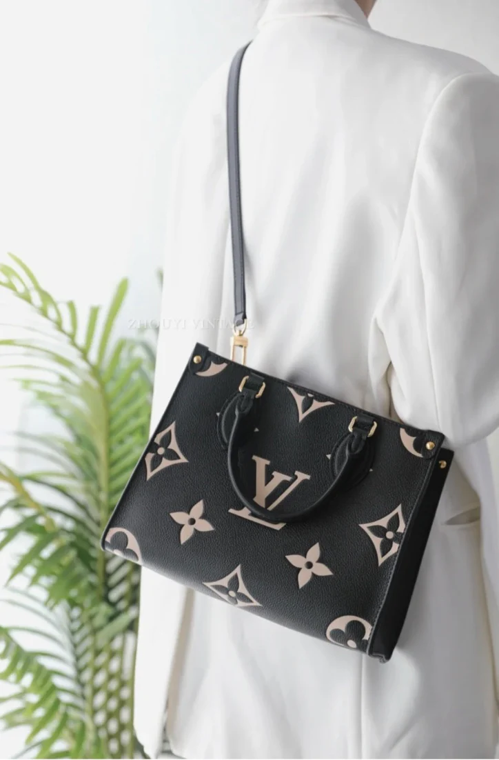 m45560-LV-onthego-pm-Black