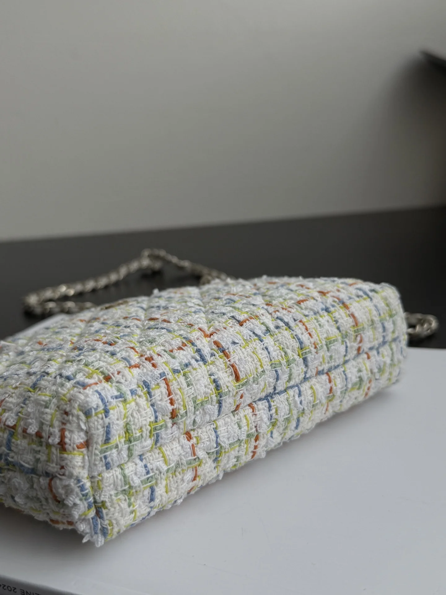 Мини-сумка Chanel 25c радужная