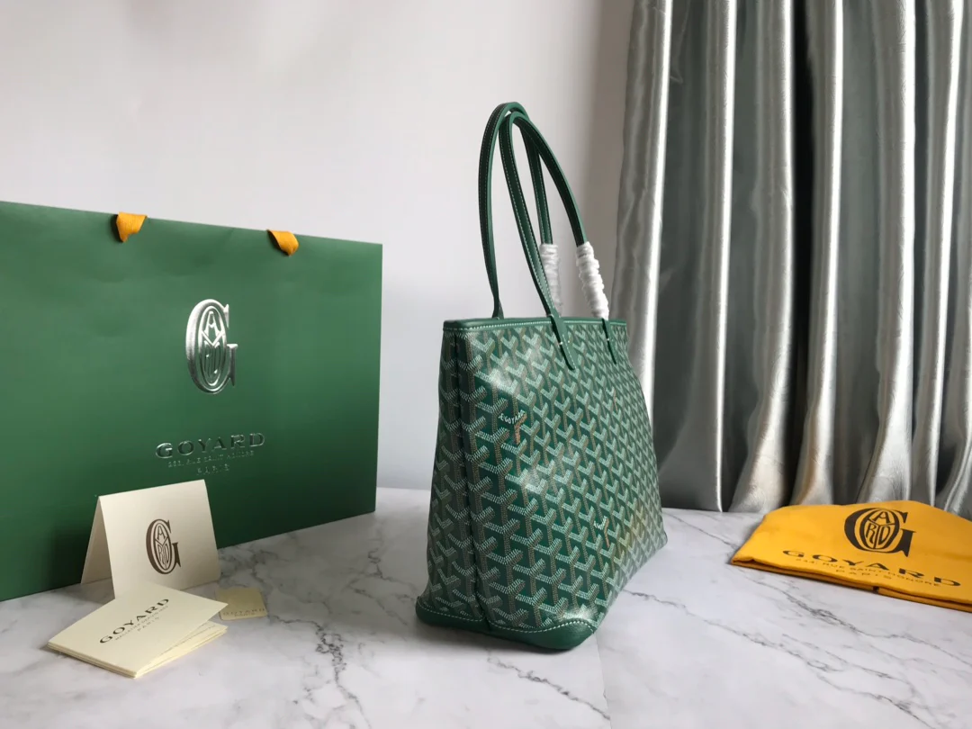 Маленькая сумка-тоут Goyard на молнии - зеленая